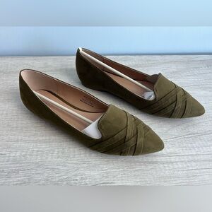 Journee Collection Women's Mindee Pointed Toe Flats